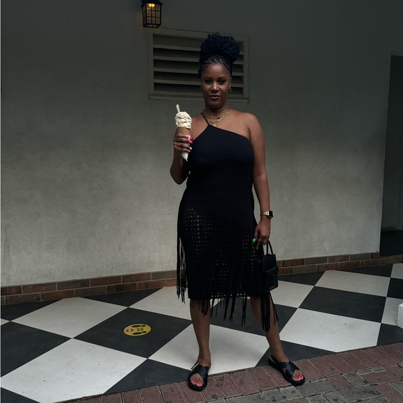 Meet your Posher, Hia - Picture 6 of 12